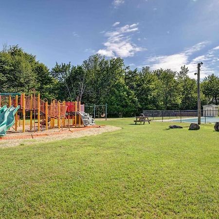 Cozy, Spacious House *New*Inthecommunity+Fire Pit Tobyhanna Екстер'єр фото