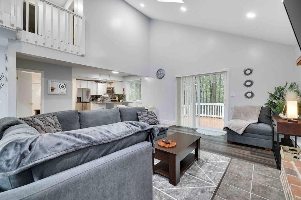 Cozy, Spacious House *New*Inthecommunity+Fire Pit Tobyhanna Екстер'єр фото